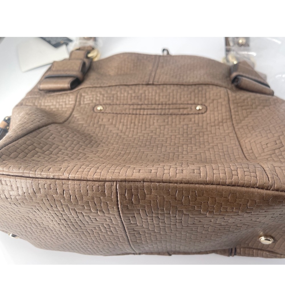 B. Makowsky Genuine Leather Taupe Embossed BasketWeave Tote Shoulder Bag NWT - Picture 2 of 7